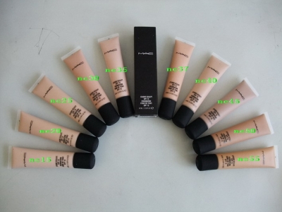 Shop MAC Makeup Studio Sculpt Spf15 Fond De Teint NC 40Ml l.3Oz